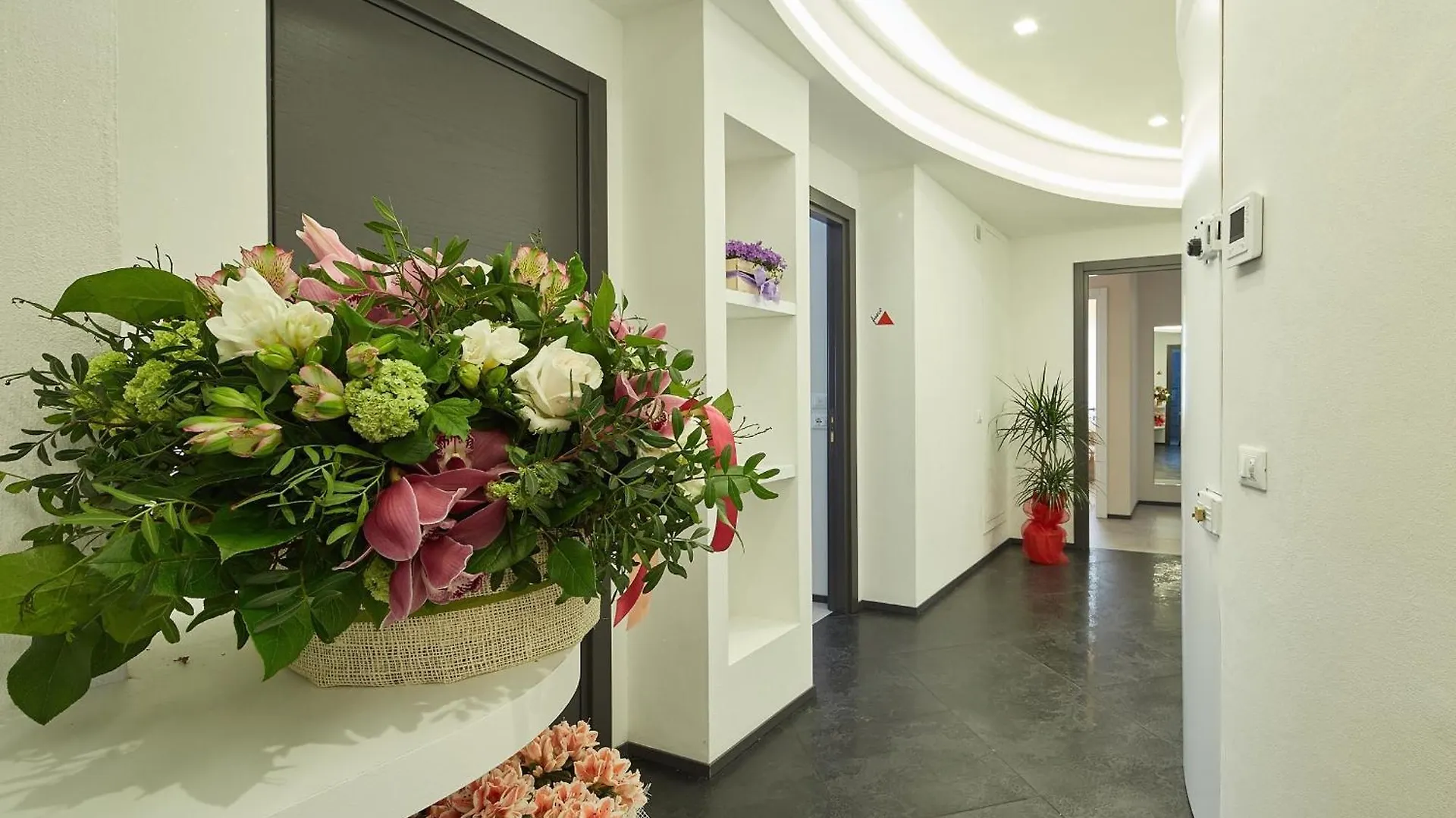 ארצו Via Roma 25 Bed&Breakfast לינה וארוחת בוקר